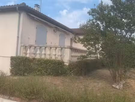 grand pavillon sur sous-sol climatisé