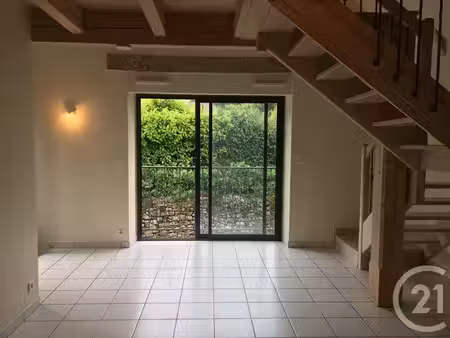 appartement f2 à louer - 2 pièces - 37 94 m2 - bozouls - 12 - midi-pyrenees