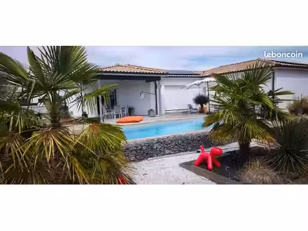 magnifique maison contemporaine de 154 m² avec piscine et spa – gimeux