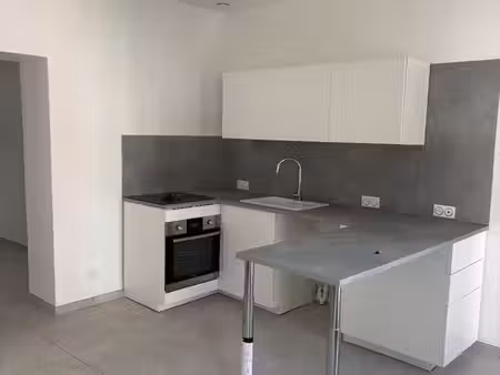 apparemment refais à neuf avec clio