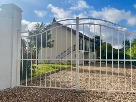maison familiale 7 pièces de 137 m² avec grand terrain arboré de 2 324 m² à villabon