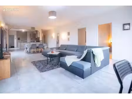 appartement 5 chambres clim + sous sol + jardin + parking