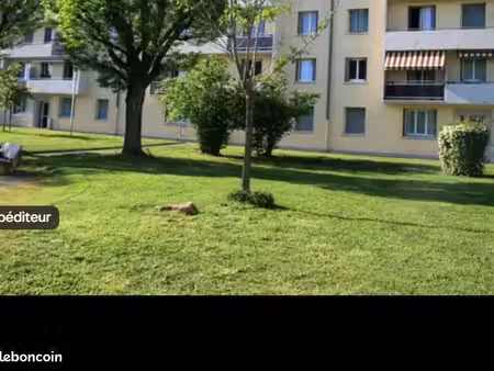 t4 proximité quartier revaison