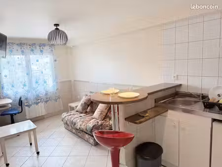 studio meublé