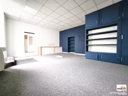 local bureaux 57 m²