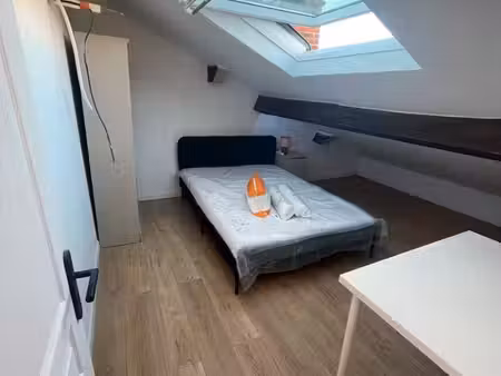 location de 4  meublée  dans une maison à villeurbanne