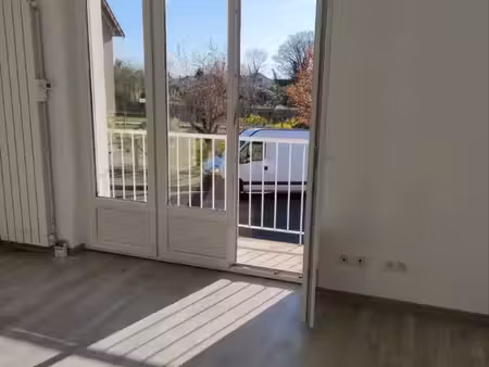 ? appartement 70 m² entièrement rénové – jardin  garage et grenier