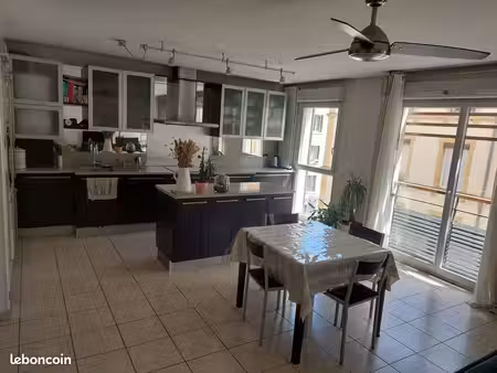 t3 meublé de 84 m² avec garage – villeurbanne (charpennes / république) / limite lyon 6