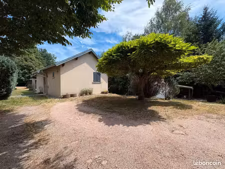 ferme rénovée + maisonnette