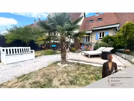 maison 6 pièces 135 m²