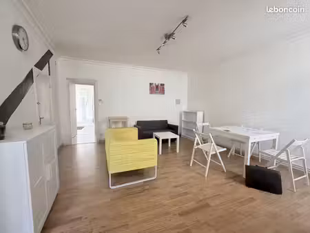immeuble 6 pièces 136 m²