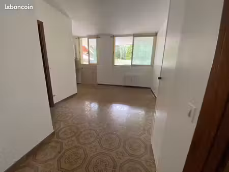 location studio 20 m² au rdc à domont