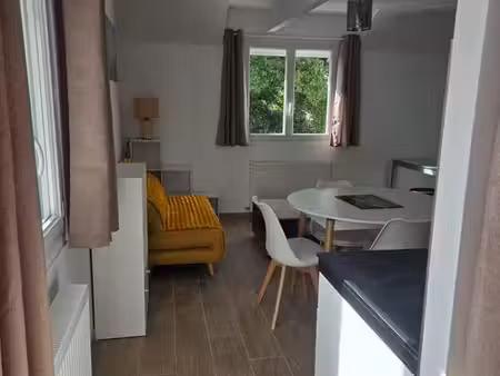 studio meublé