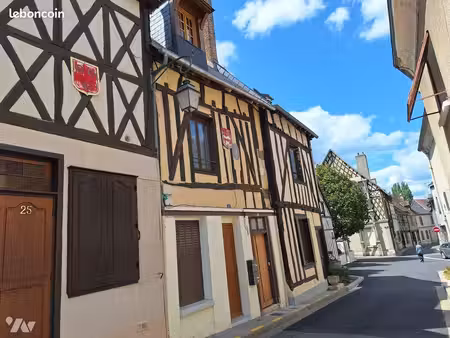 immeuble 92 m² aubigny sur nere