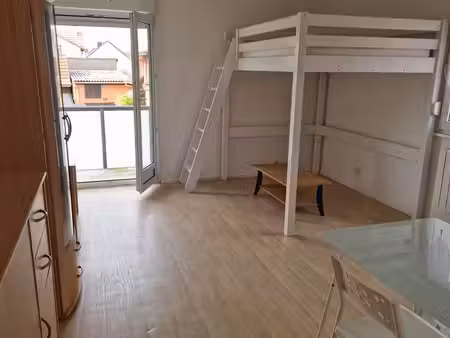 grand studio lumineux centre ville