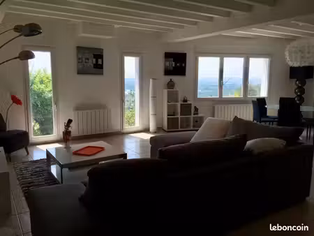maison de 200 m2 avec vue exceptionnelle