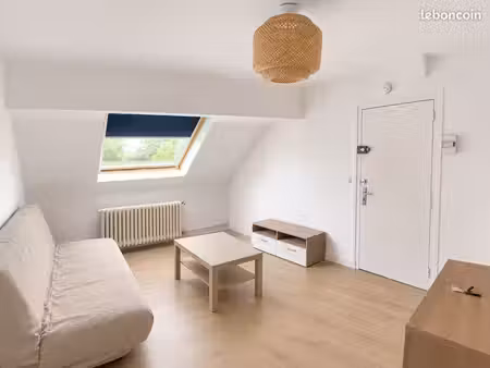 studio centre vierzon  toutes charges comprises