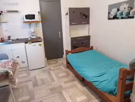 studio pour etudiant dans immeuble securisée