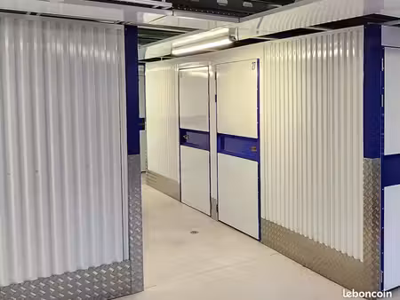 garage/box 4 m² balaze