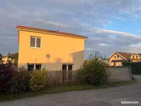 maison neuve 90m² avec garage - centre village