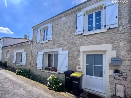 maison ancienne 110m2 avec cour