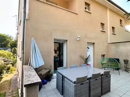 maison 5 pièces 139 m²
