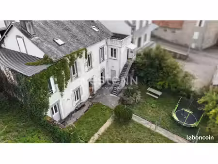 maison 7 pièces 184 m²