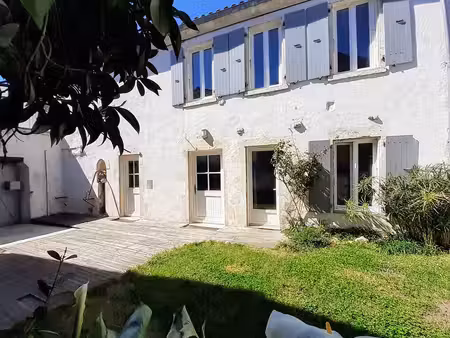 vends maison de ville