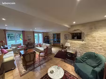 ferme 10 pièces 306 m²