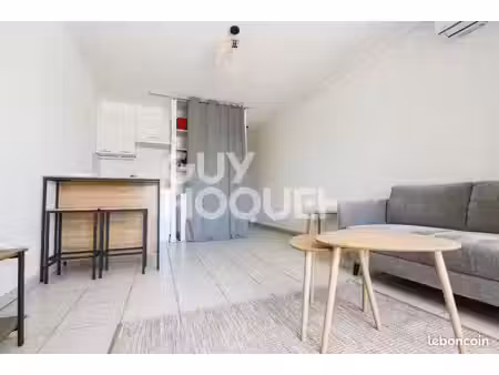 studio 1 pièce 32 m²