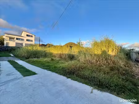terrain 653 m² le tampon