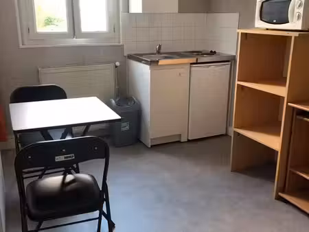 à louer studio meublé