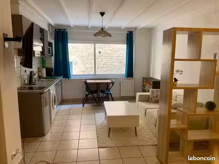 studio meublé 28m2 - centre ville de saintes