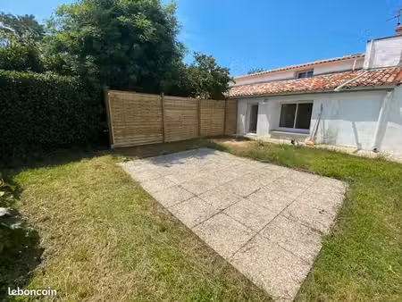 location vide 2 chambres à l'année