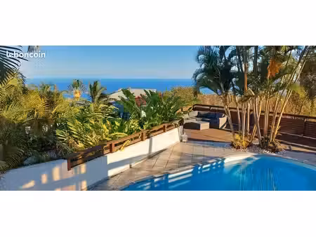 magnifique maison vue océan avec piscine