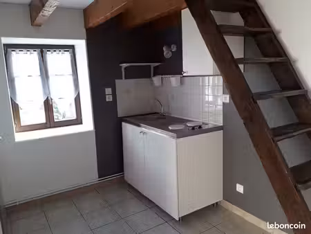 studio en duplex malain (21410)