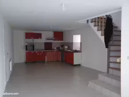 maison à louer secteur surgères