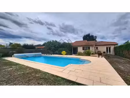 ludon medoc - maison 3 chambres - piscine et t2 indépendant