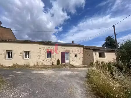 plassac - propriété 150m² + gîte de charme