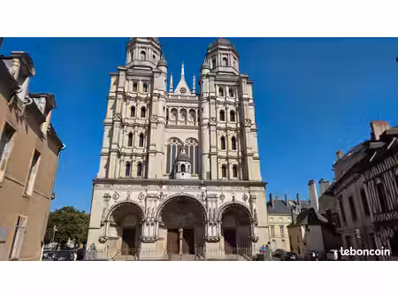 en exclusivité : appartement 107 m2 place saint michel