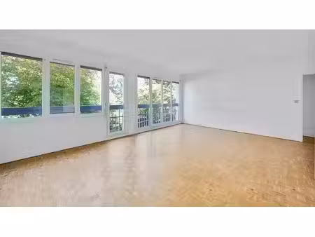 location appartement 4 pièces 110.05 m² à ville-d'avray (92410)  2 390 €