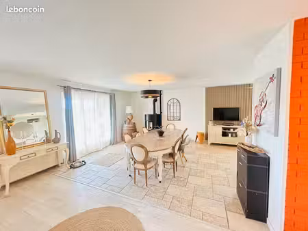 maison familiale avec piscine   grand terrain et sous-sol-complet / gemeaux 21120