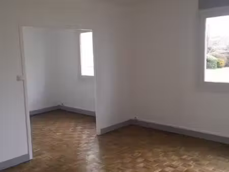 location appartement t4 port du canal / bourroches