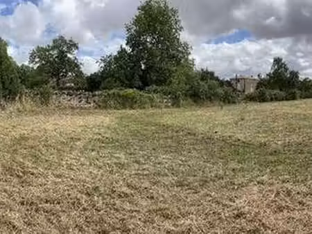 vente terrain à celles-sur-belle (79370) : à vendre / celles-sur-belle