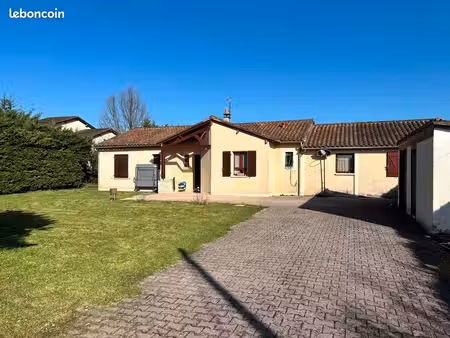 maison de plain-pied 149 m² – 5 chambres (dont suite parentale)  piscine & véranda – coulo