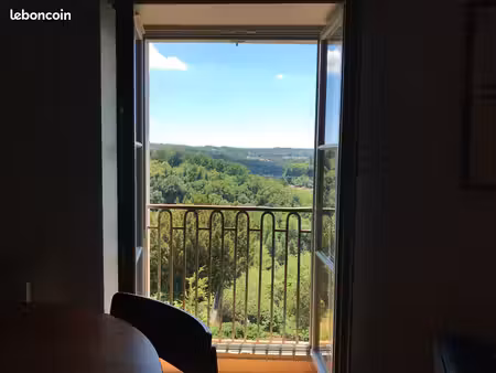 grand appartement avec vue