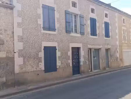 a vendre maison de ville de 154m2