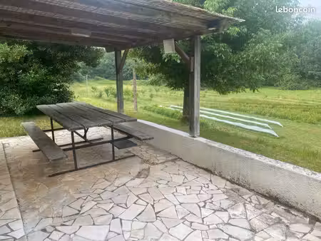 terrain avec maison d’habitation et ruine