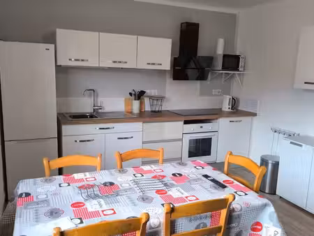appartement 4 pièces  70m2  rdc