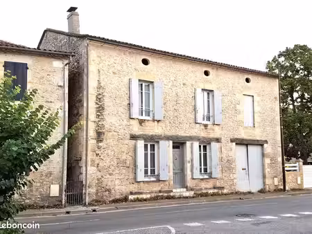 maison 6 pièces 210 m²